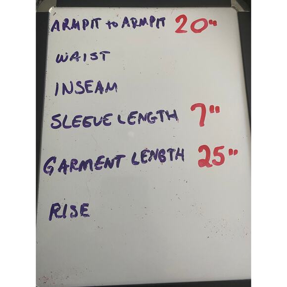 NWOT Women's Size XL T-Shirt Black Mom of the Wild One Short Sleeve Birthday - Picture 6 of 6